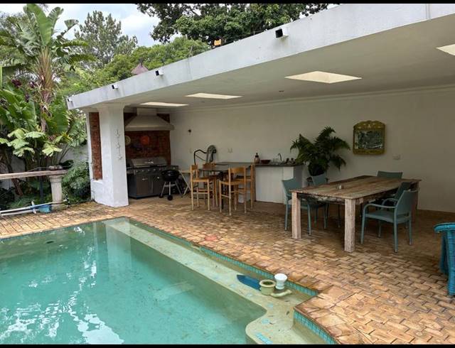 5 BEDROOM HOUSE FOR SALE IN WATERKLOOF